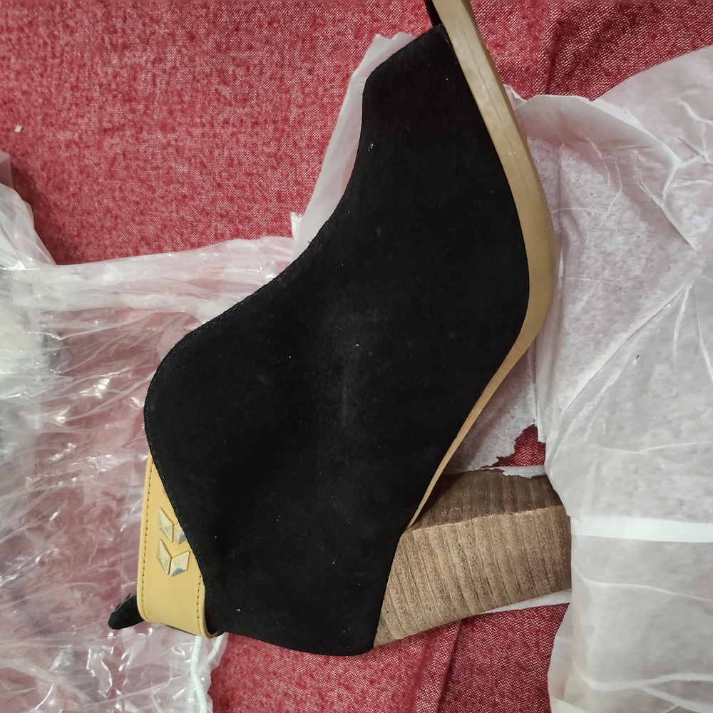 mark. Black and Tan Ankle Booties with Natural Heel